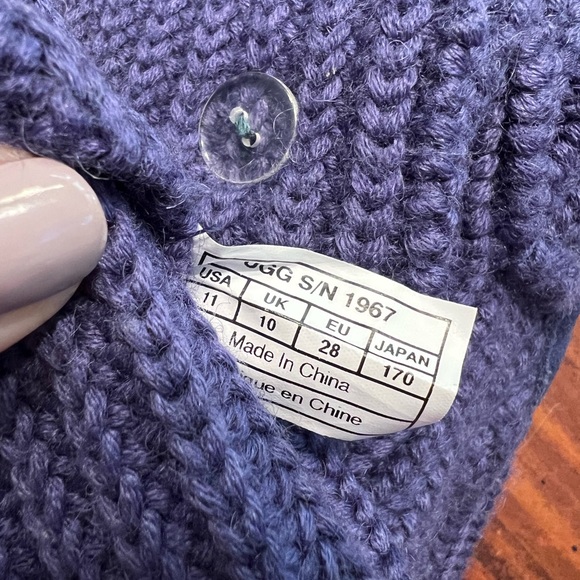 Kids UGG sweater boots size 11 GREAT SHAPE - Picture 4 of 9